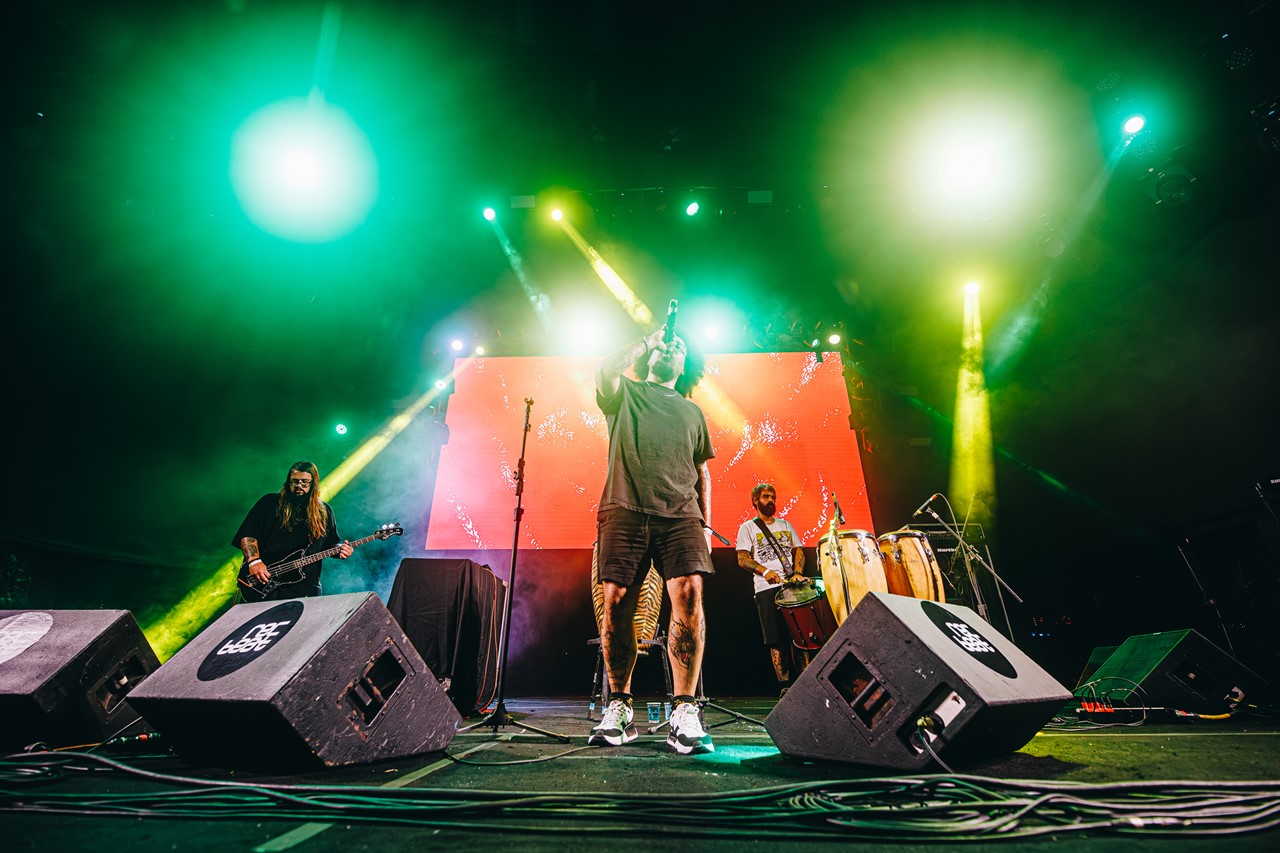 CRIZIN DA Z.O.: ACONTECIMENTO